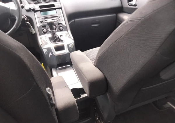 Peugeot 5008 cena 23300 przebieg: 166900, rok produkcji 2010 z Nowy Wiśnicz małe 254